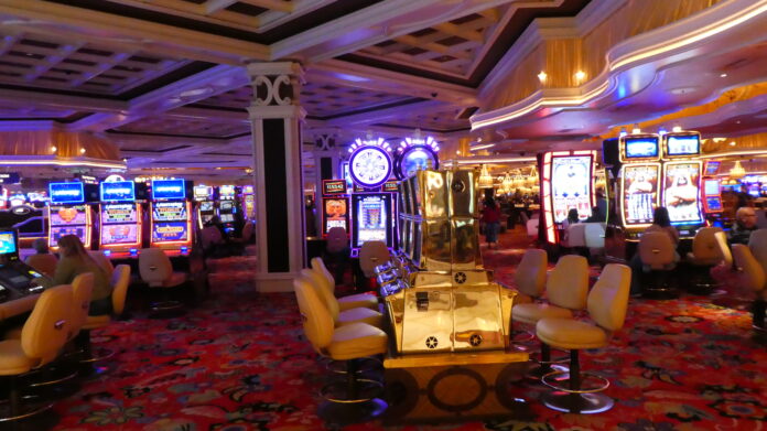 Online slot machine strategy